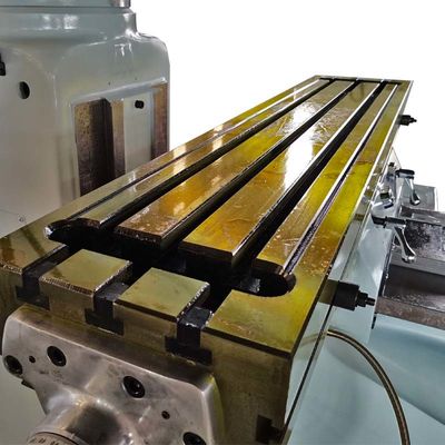 기계 1270x254mm 작업대 사이즈를 분쇄하는 R8 NT30 NT40 수직 작은 탑